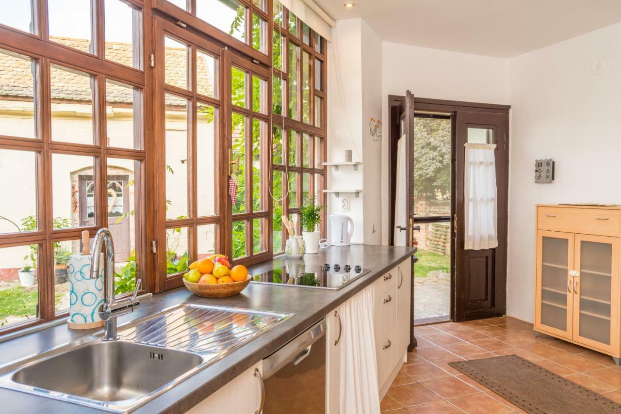 Karanac Apartment Tri Mudraca المظهر الخارجي الصورة